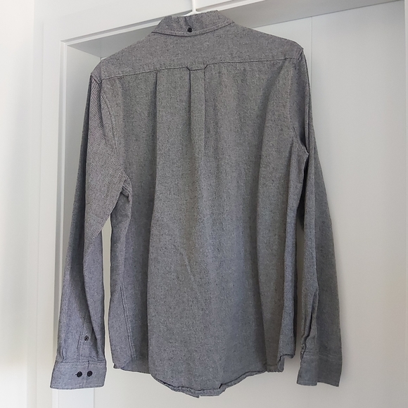 Men's long sleeve button up - Picture 2 of 2